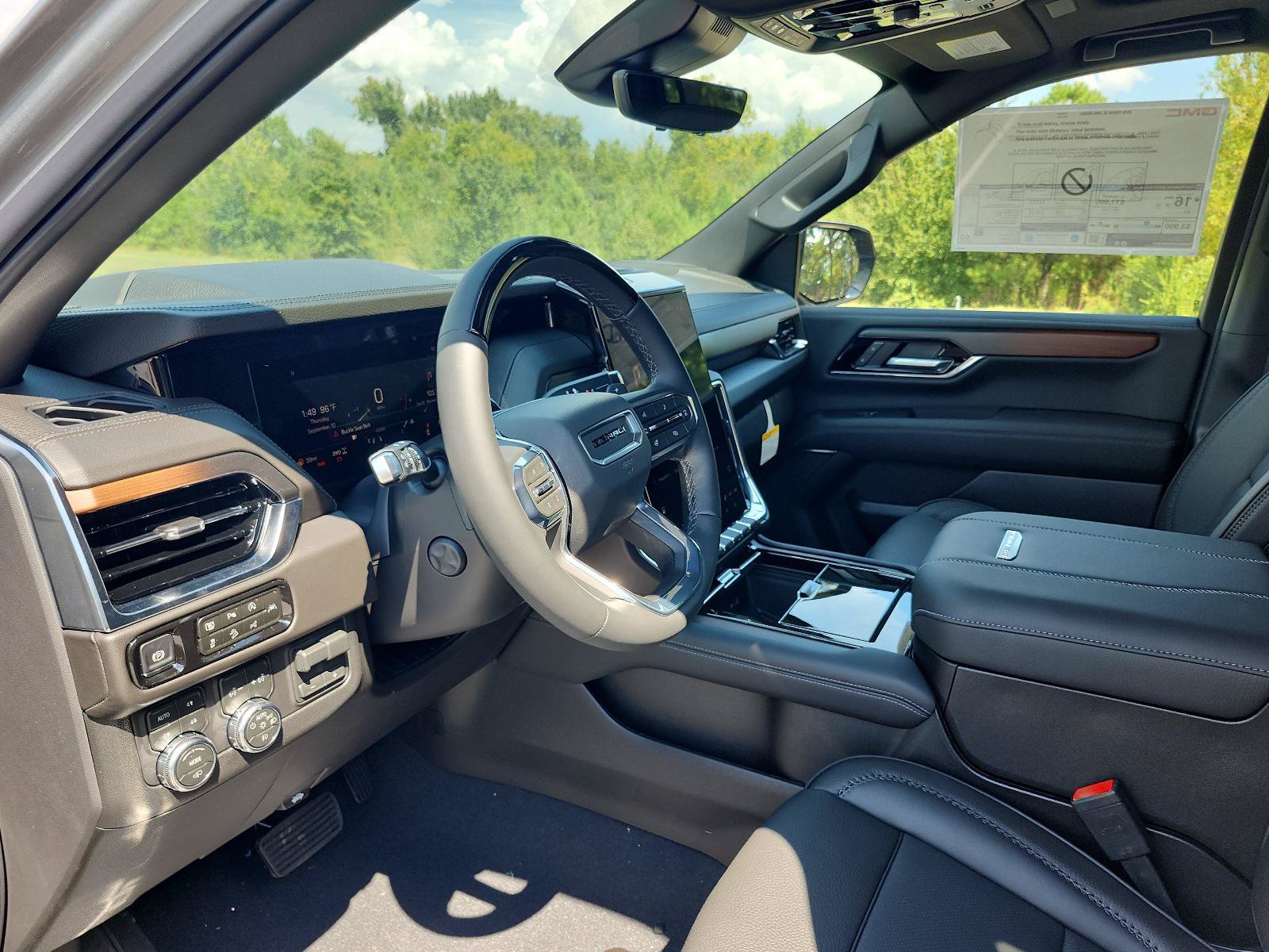 New 2026 GMC Yukon XL Denali w/ Denali Reserve Package AWD/4WD image 13