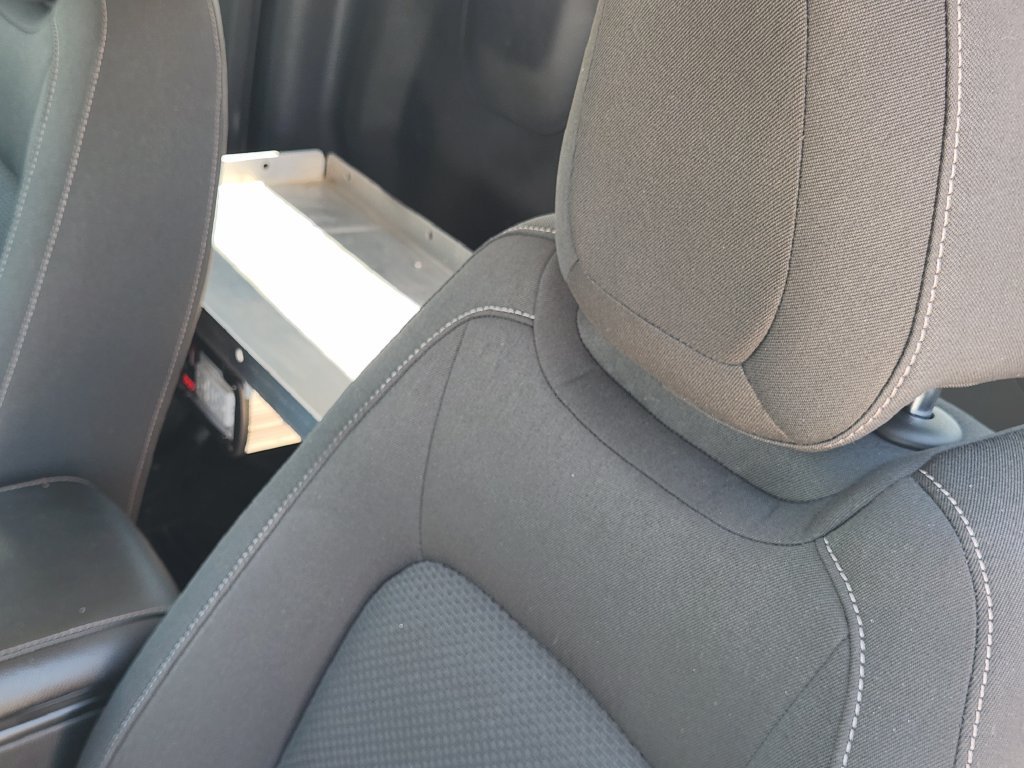 Used 2022 Chevrolet Colorado LT w/ Fleet Safety Package RWD image 15