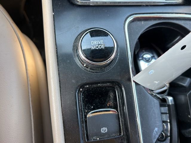 Used 2022 Lincoln Corsair FWD w/ Equipment Group 101A image 17