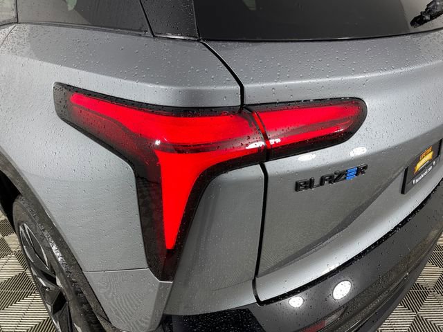New 2026 Chevrolet Blazer EV RS image 15