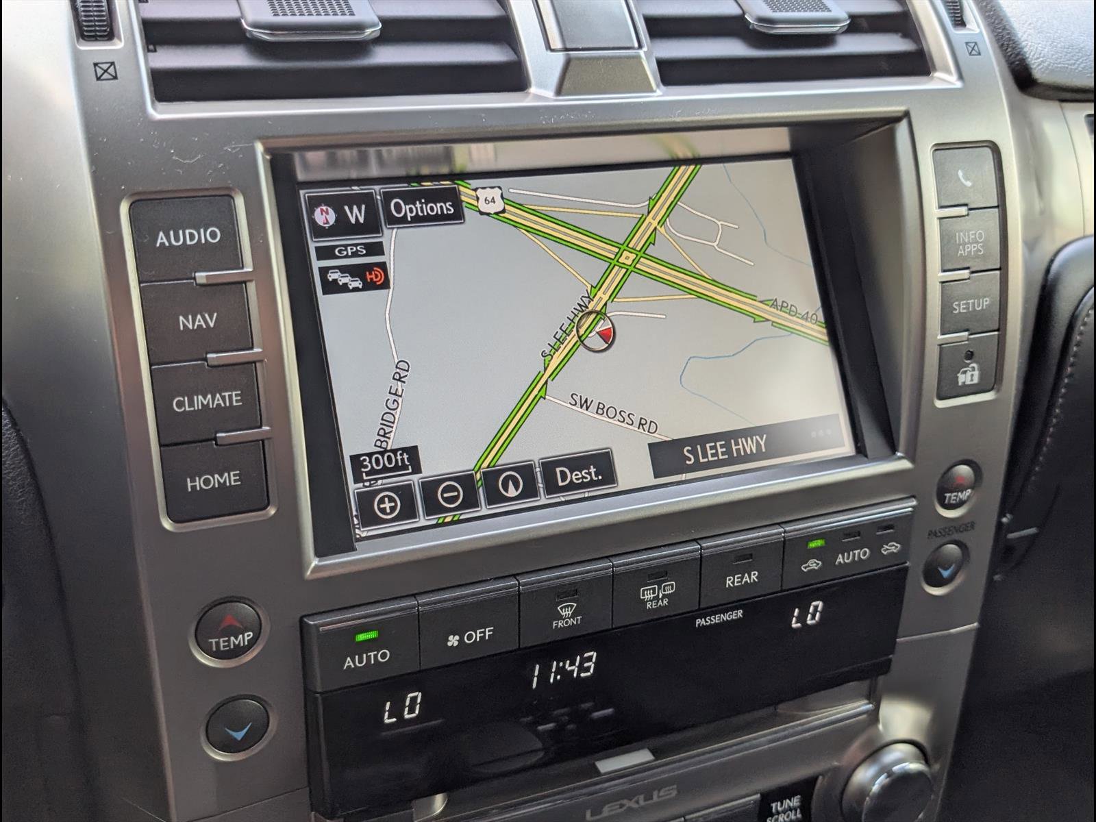 Used 2020 Lexus GX 460 Premium w/ Premium Package AWD/4WD image 11