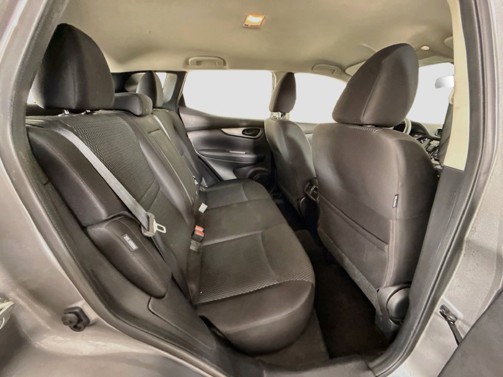 Used 2020 Nissan Rogue Sport S FWD image 25