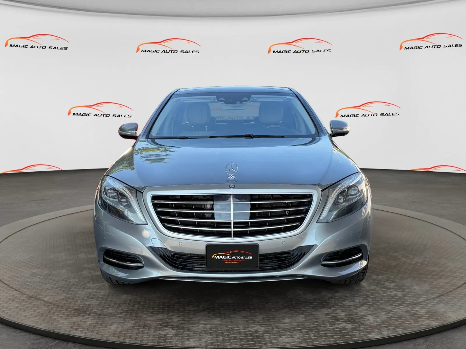 Used 2014 Mercedes-Benz S 550 Sedan image 3