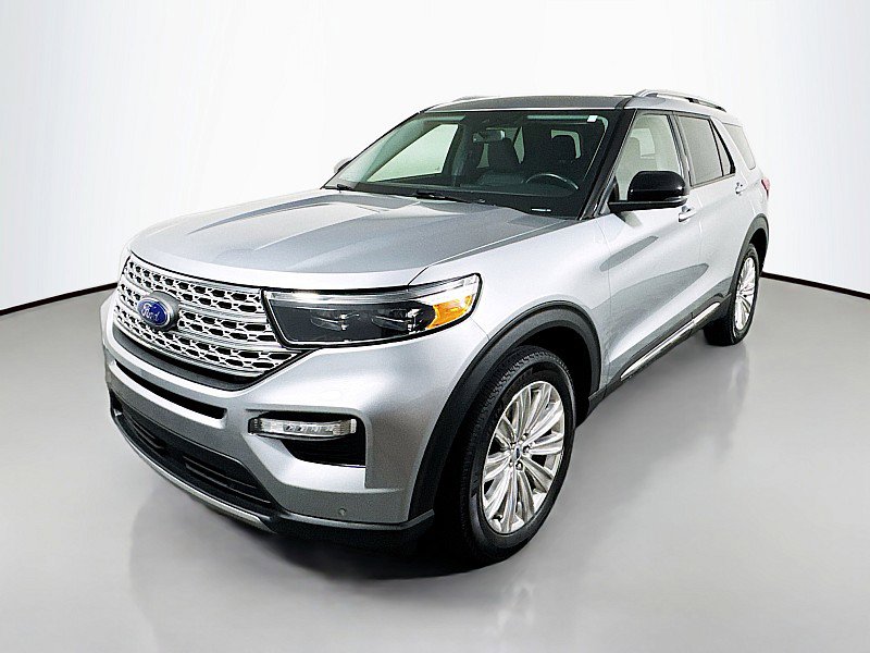 Used 2022 Ford Explorer Limited w/ Equipment Group 301A image 3