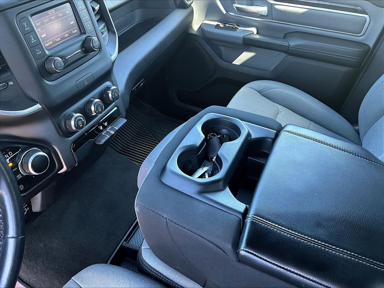 Used 2022 RAM 1500 Big Horn AWD/4WD image 19