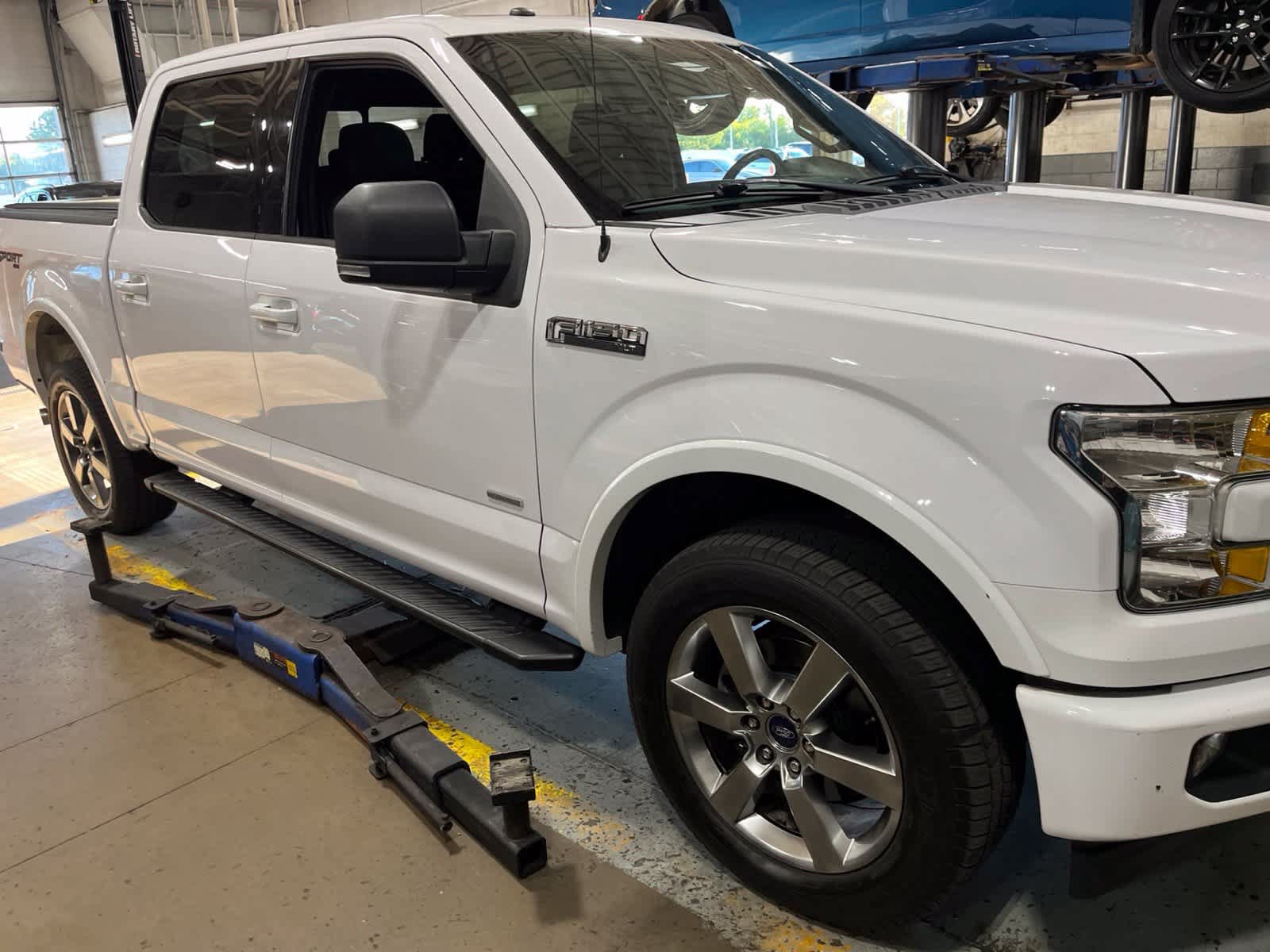 Used 2017 Ford F150 XLT w/ Equipment Group 302A Luxury AWD/4WD image 24