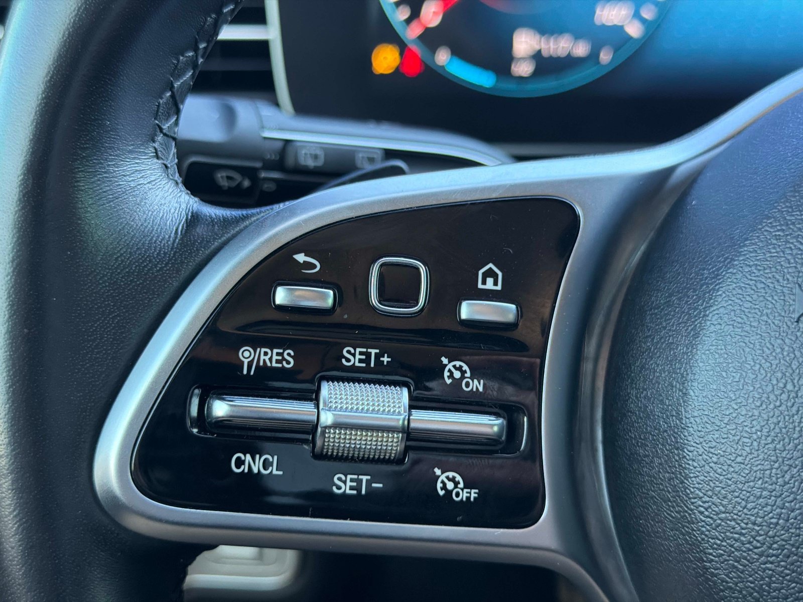 Used 2023 Mercedes-Benz GLE 350 image 48