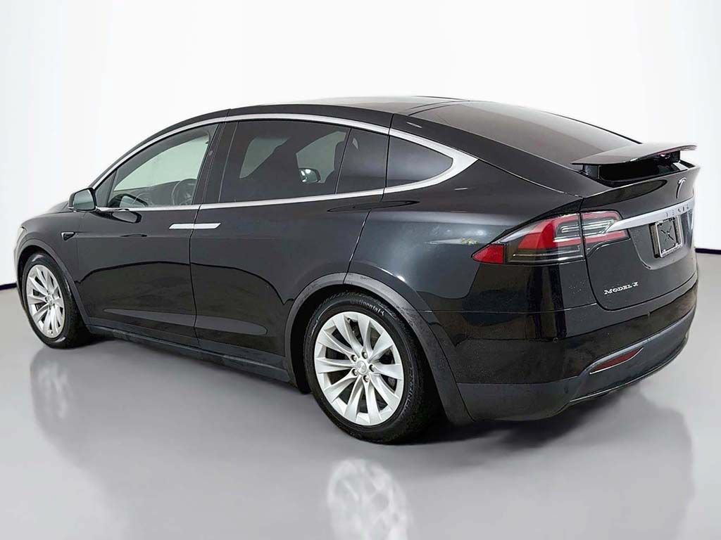 Used 2017 Tesla Model X 90D AWD/4WD image 12