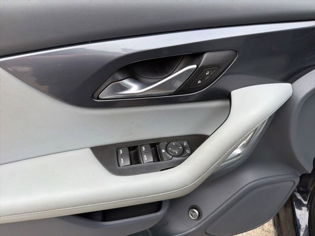 Used 2020 Chevrolet Blazer LT FWD image 27