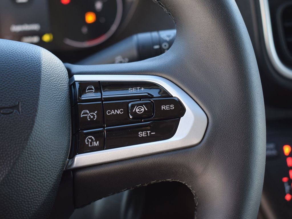 New 2024 RAM ProMaster 2500 w/ Advanced Safety Group image 30