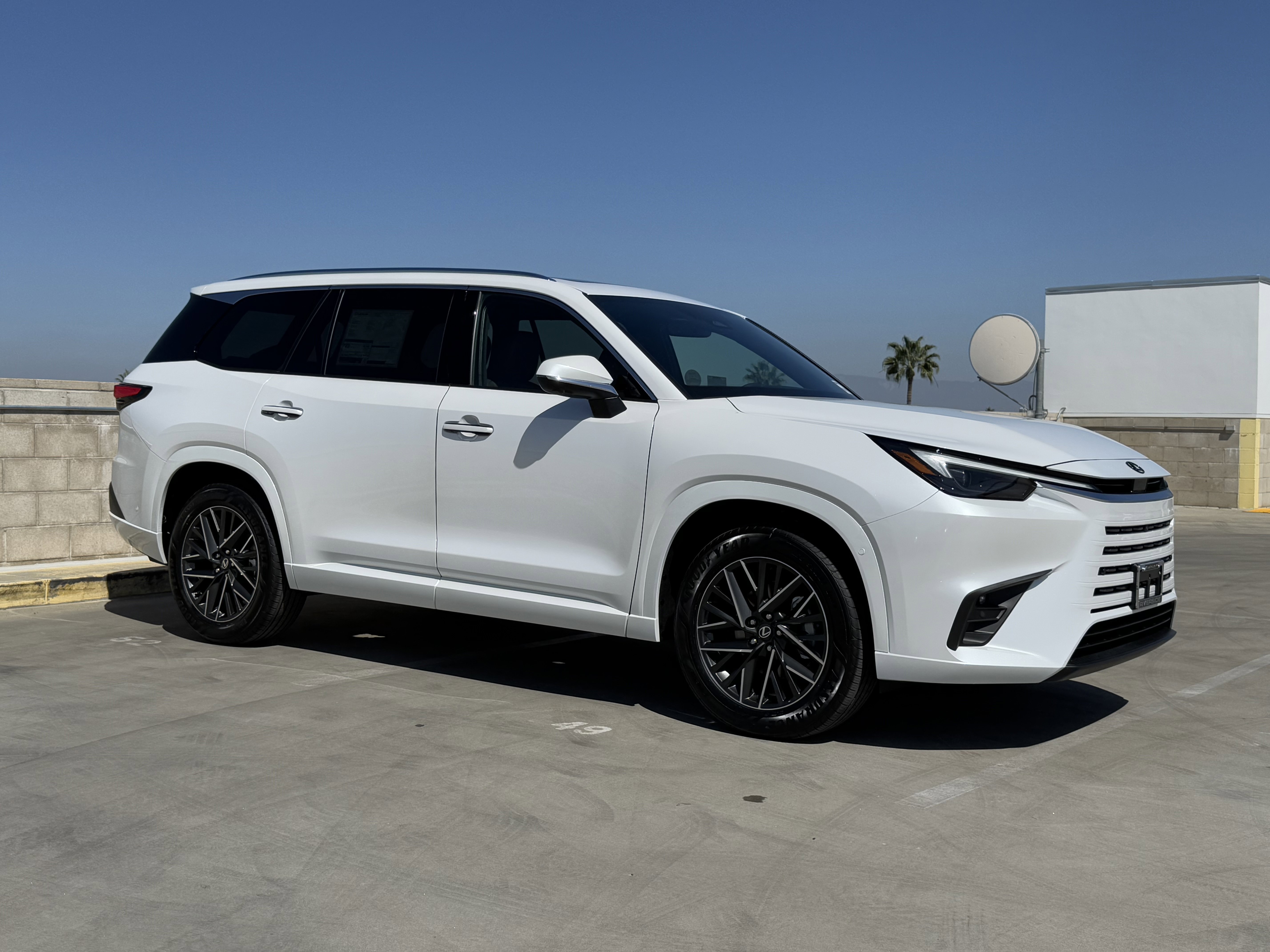 New 2026 Lexus TX 350 FWD image 2