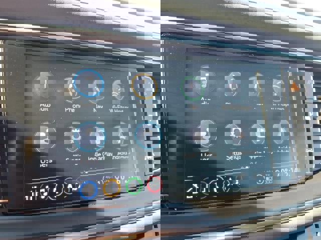 Used 2024 Buick Enclave Premium image 12