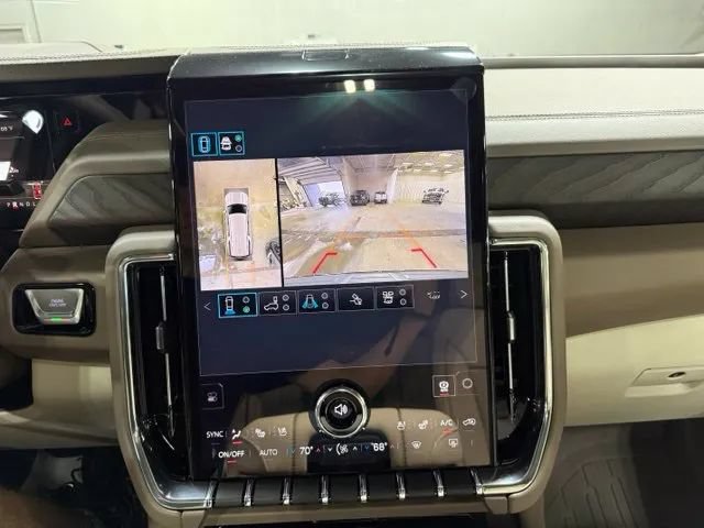 New 2026 GMC Yukon XL Denali w/ Denali Reserve Package AWD/4WD image 19