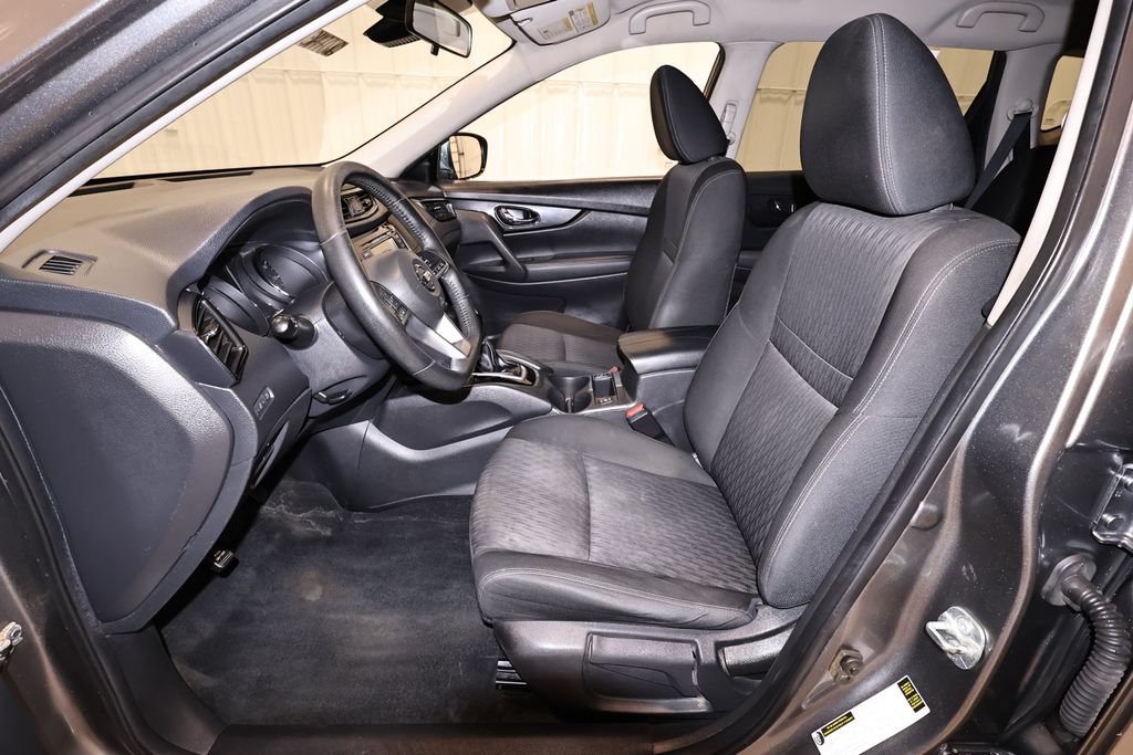 Used 2019 Nissan Rogue S w/ Special Edition Package AWD/4WD image 13