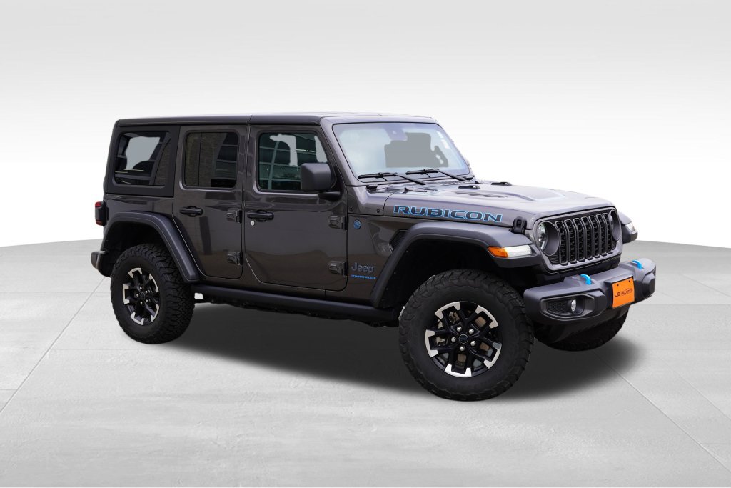Used 2024 Jeep Wrangler Unlimited Rubicon 4xe AWD/4WD image 2