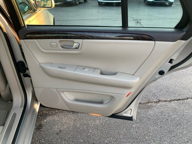 Used 2008 Cadillac DTS 1SH FWD image 15