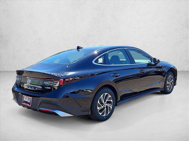 New 2026 Hyundai Sonata Blue FWD image 2