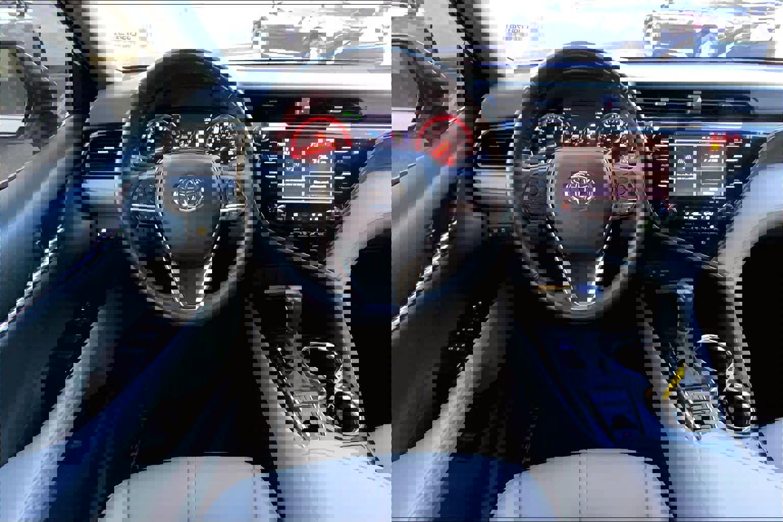 Used 2020 Toyota Camry XSE image 6