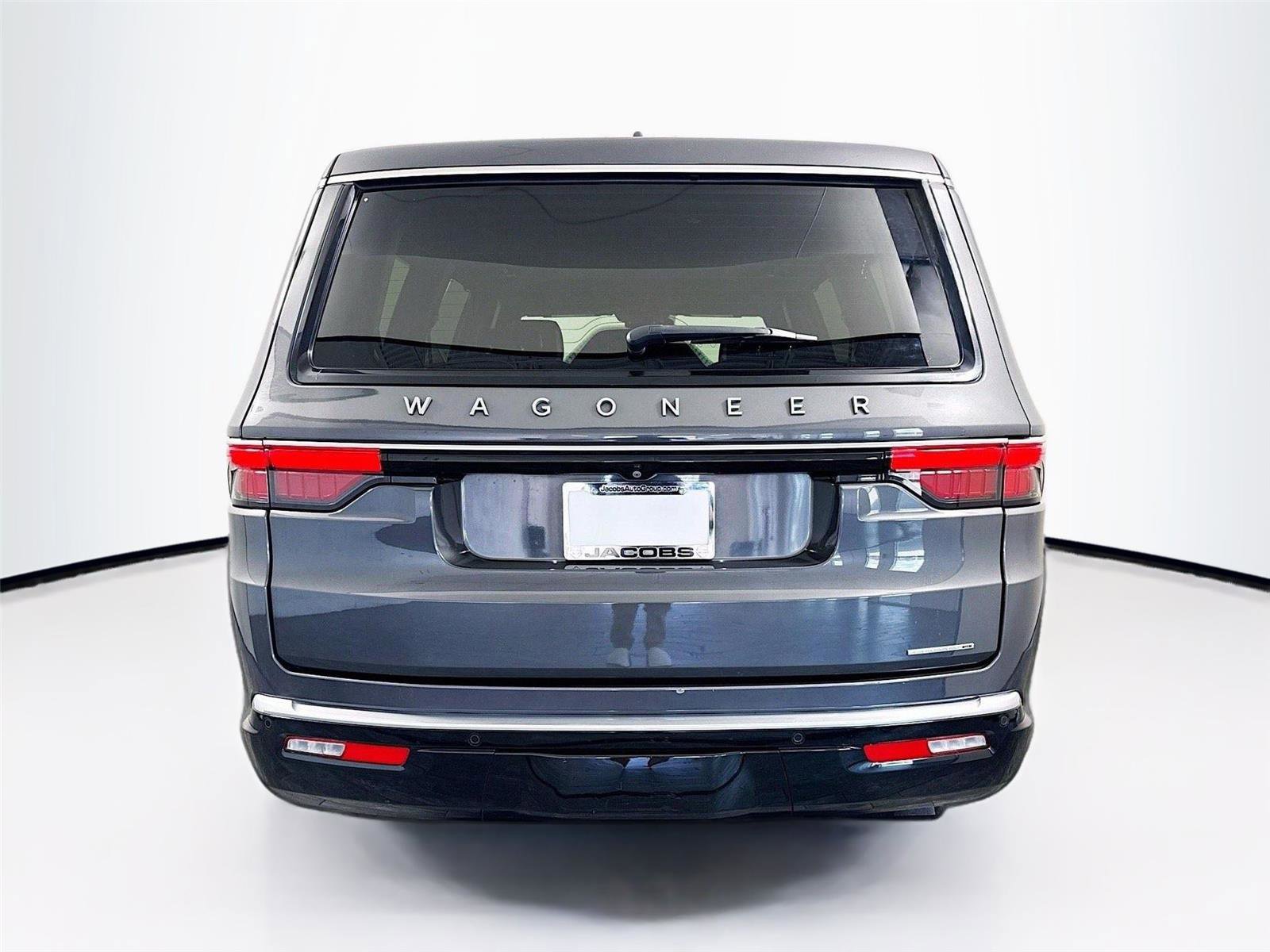 Used 2022 Jeep Wagoneer Series III w/ Convenience Group I RWD image 32