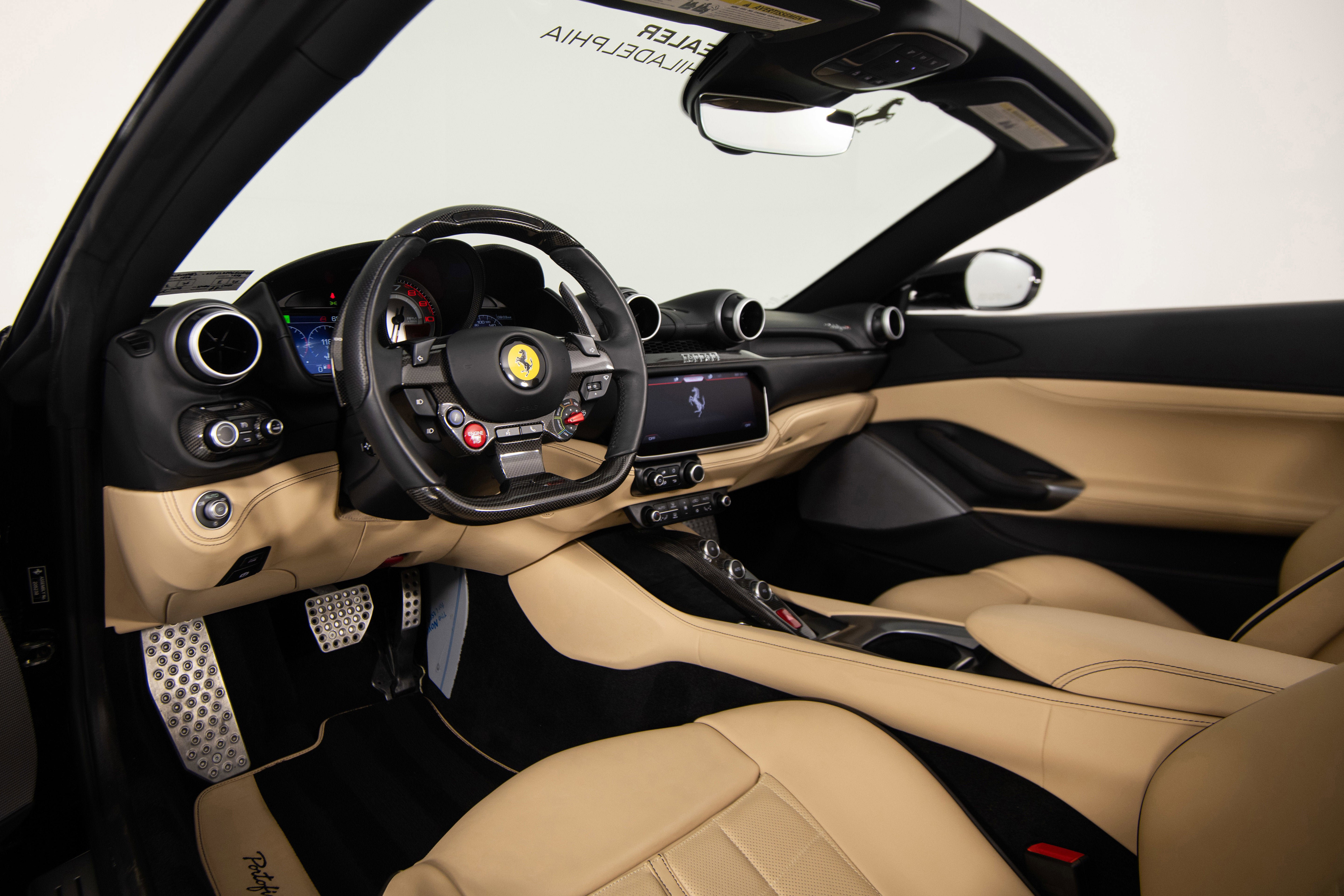 Certified 2022 Ferrari Portofino M image 14