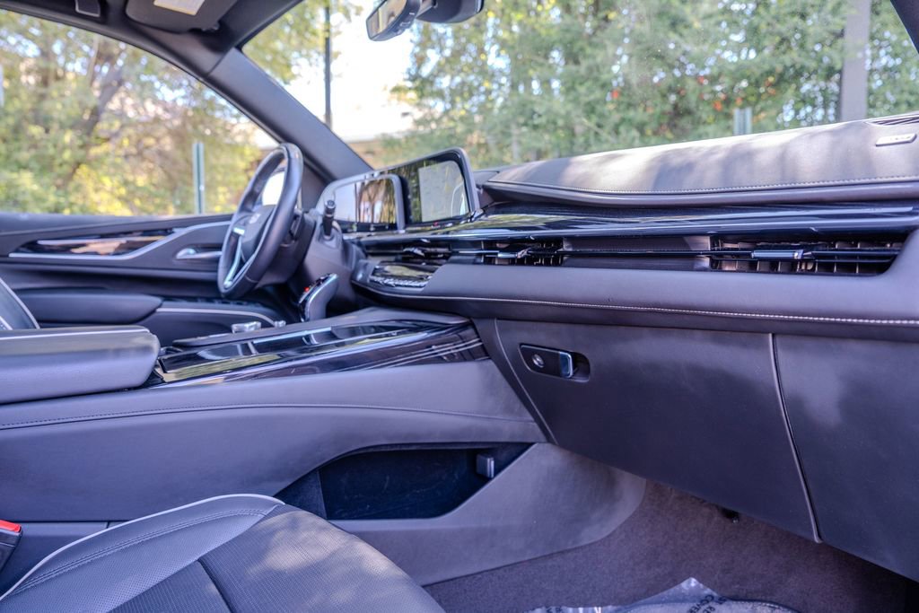 Used 2024 Cadillac Escalade Sport w/ Touring Package image 25