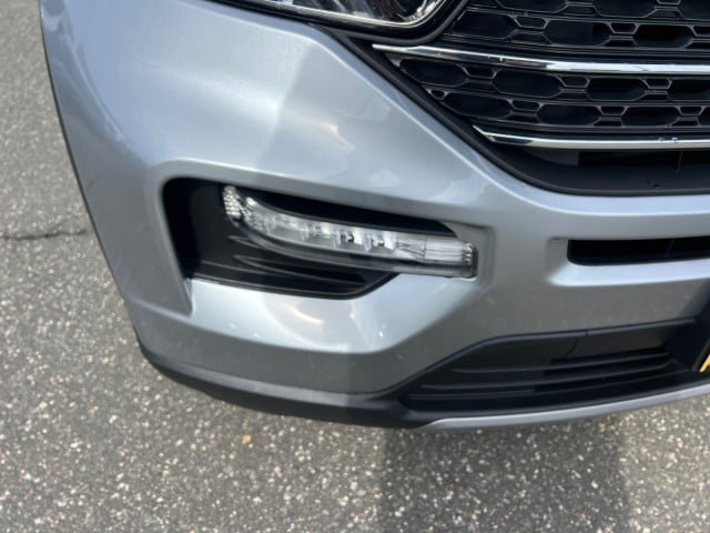 Certified 2022 Ford Explorer XLT w/ Equipment Group 202A AWD/4WD image 37