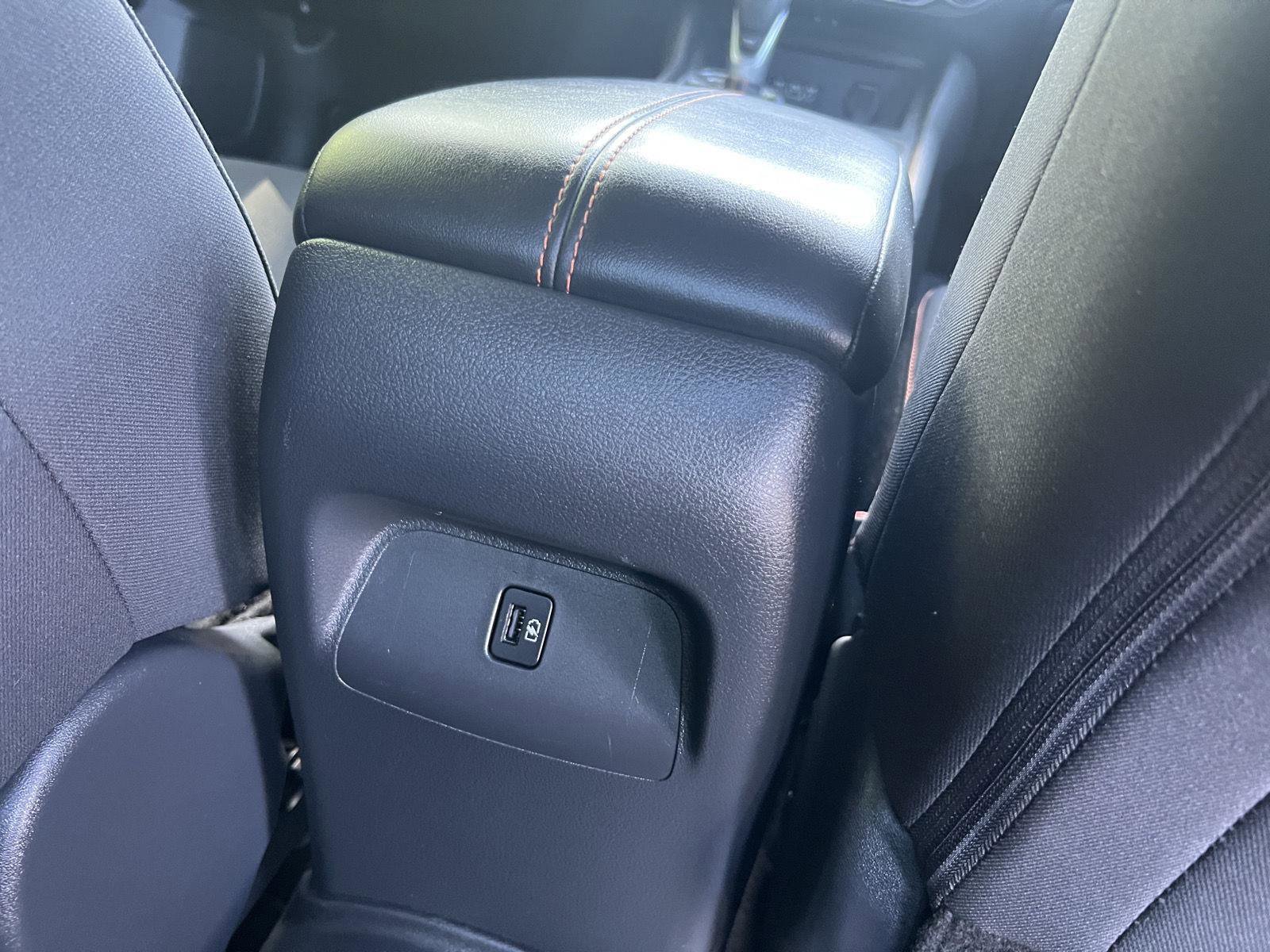 Used 2023 Nissan Sentra SR w/ Midnight Edition Package FWD image 14