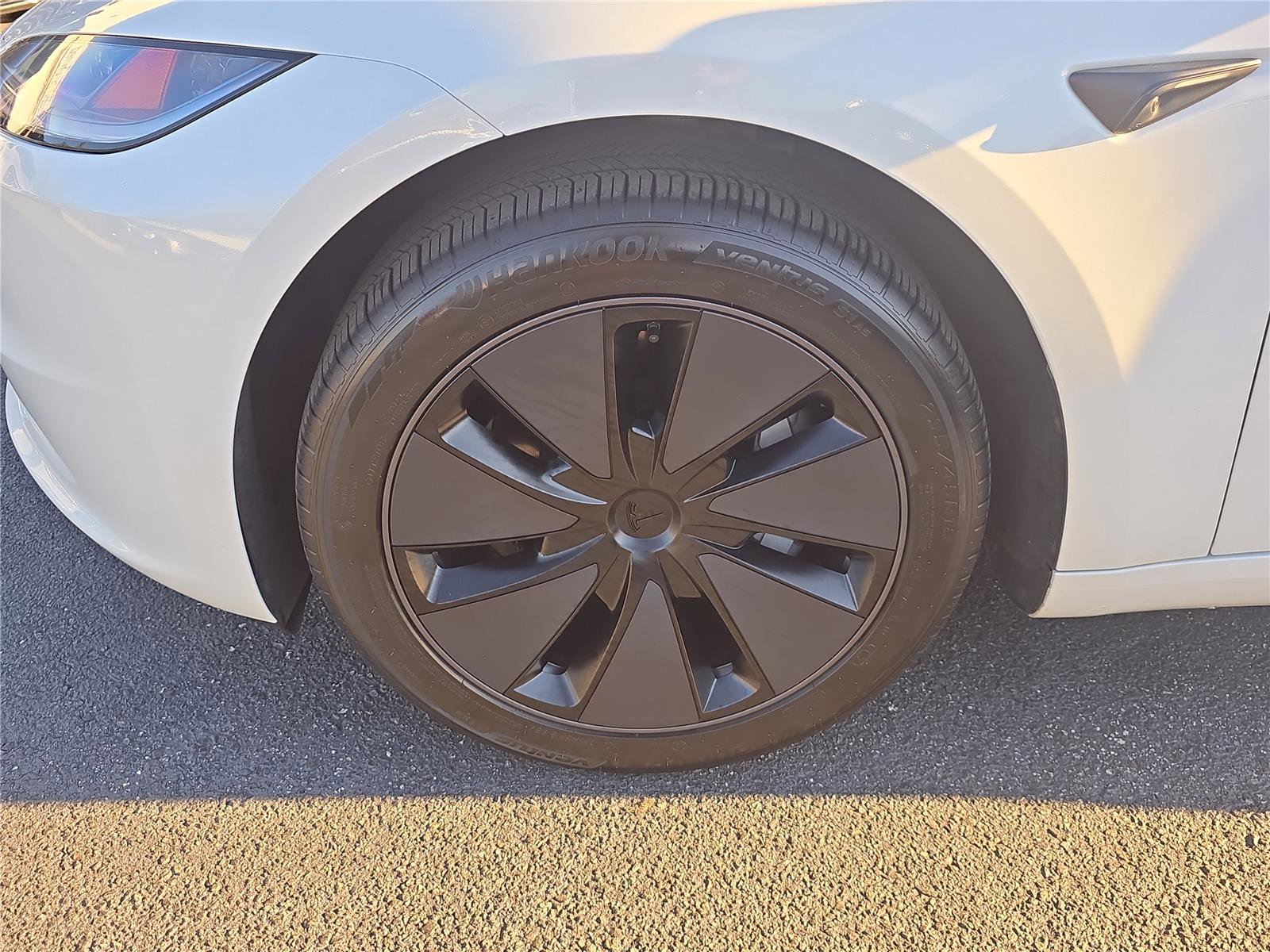 Used 2025 Tesla Model 3 Long Range image 5