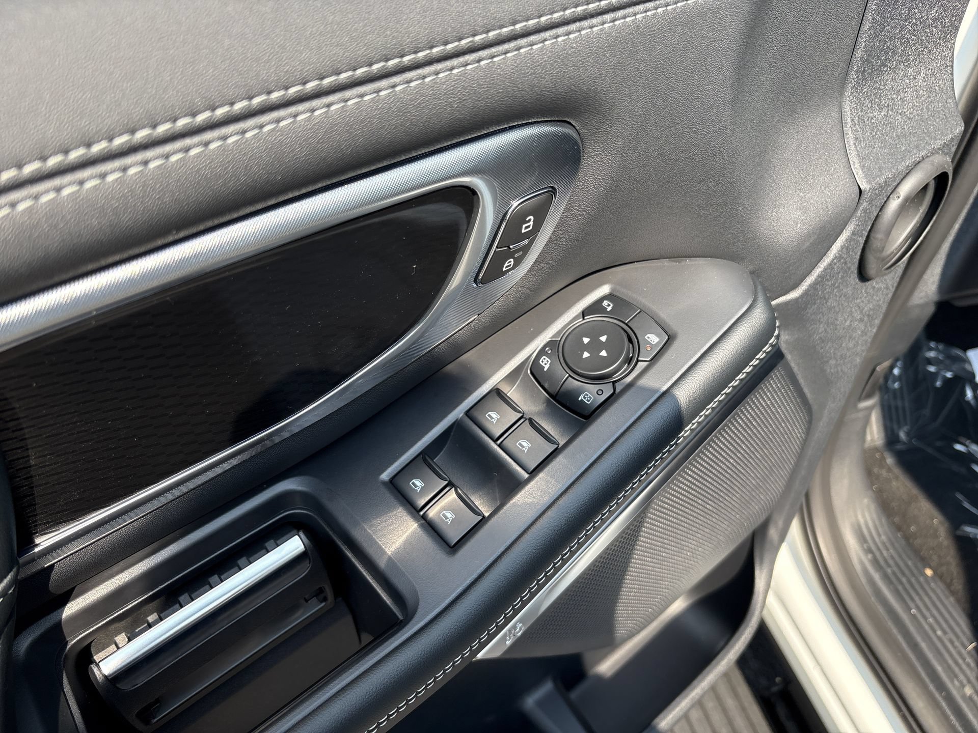 New 2027 Ford Expedition Platinum w/ Stealth Appearance Package RWD image 19