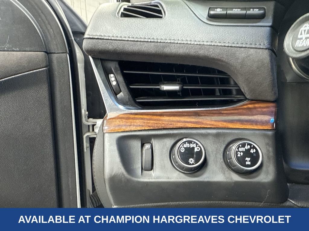 Used 2016 Cadillac Escalade ESV Luxury image 24