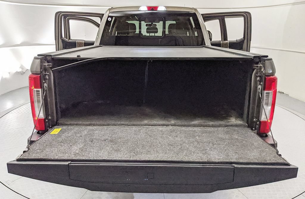 Certified 2019 Ford F250 Lariat w/ Lariat Value Package AWD/4WD image 19