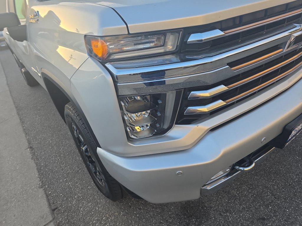 Used 2021 Chevrolet Silverado 3500 High Country AWD/4WD image 19