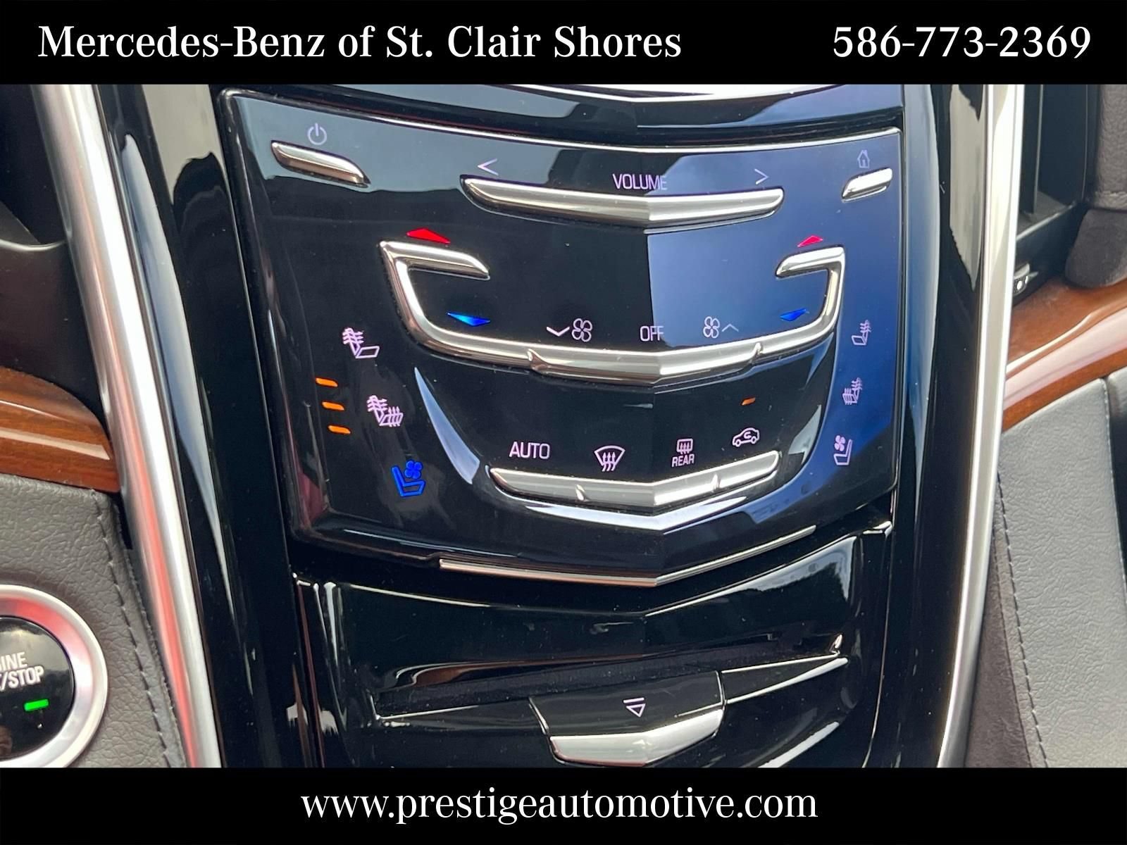 Used 2020 Cadillac Escalade ESV Luxury AWD/4WD image 31