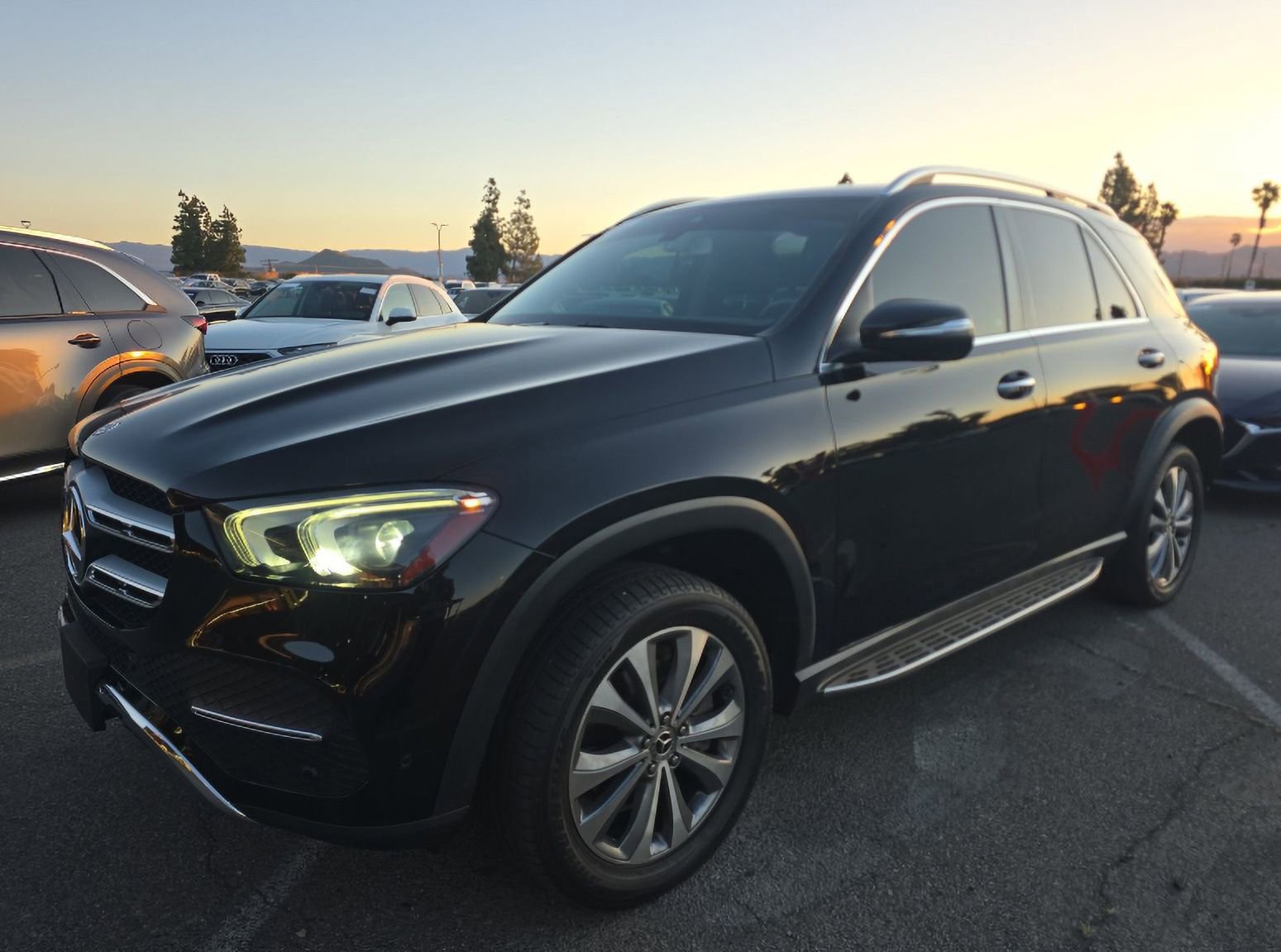 Used 2020 Mercedes-Benz GLE 350 4MATIC w/ 3rd Row Seat Package image 1