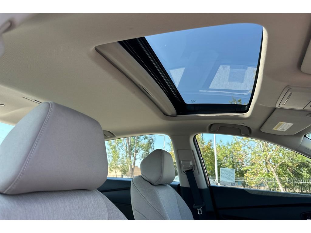 Used 2024 Honda Accord EX image 19