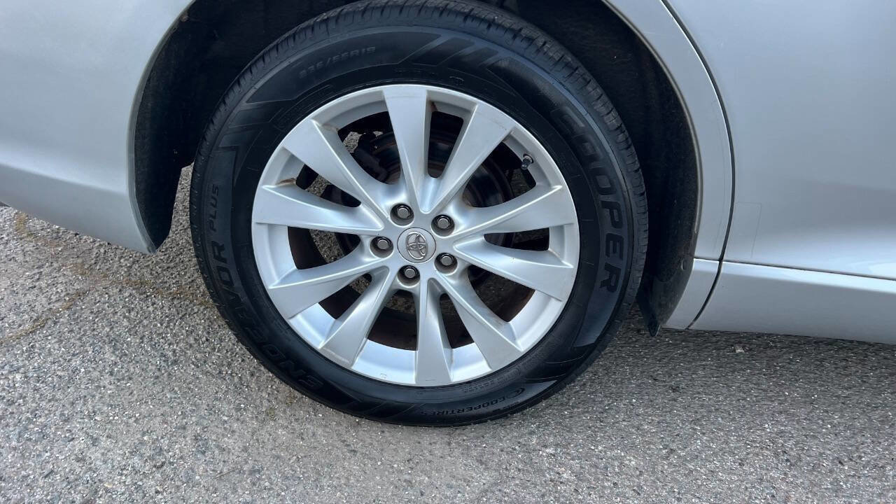 Used 2013 Toyota Venza XLE FWD image 33