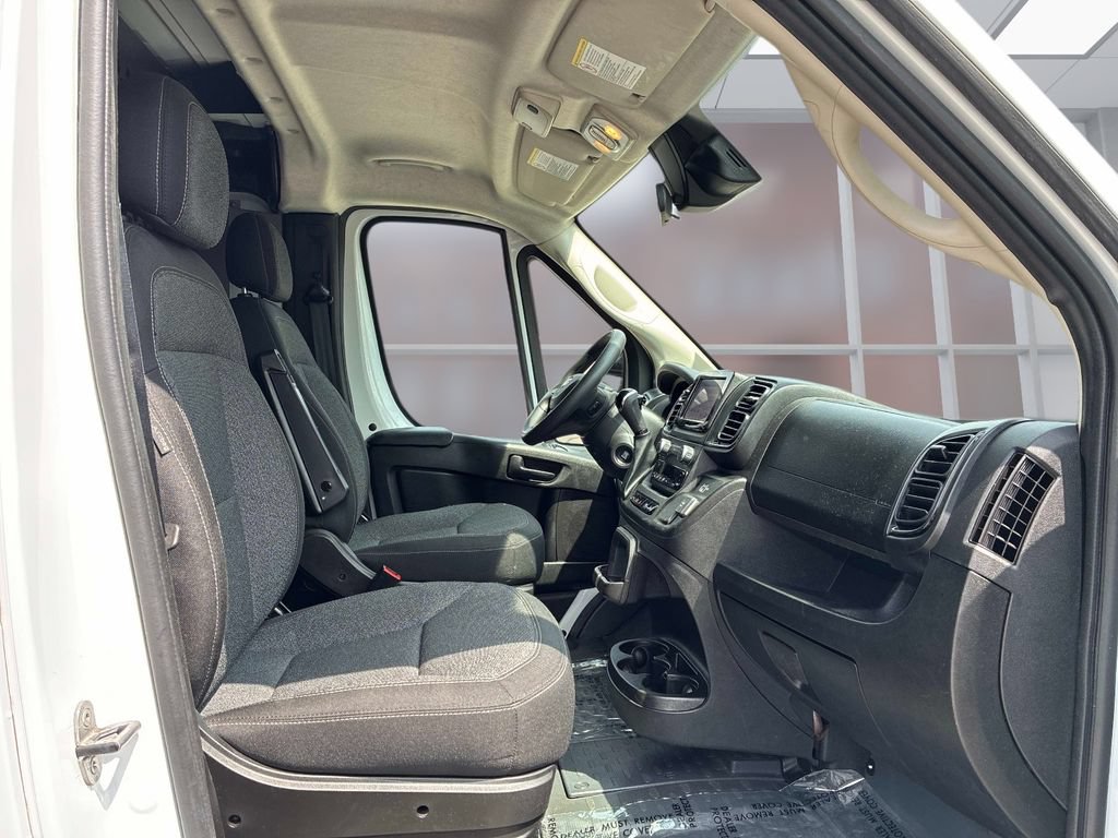 Used 2025 RAM ProMaster 2500 w/ U-Haul Equipment Group FWD image 20