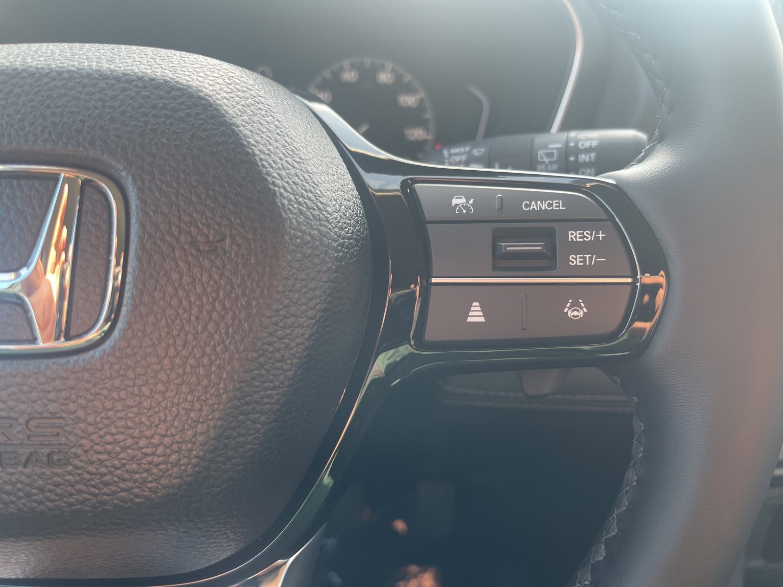 New 2025 Honda Pilot Touring image 29