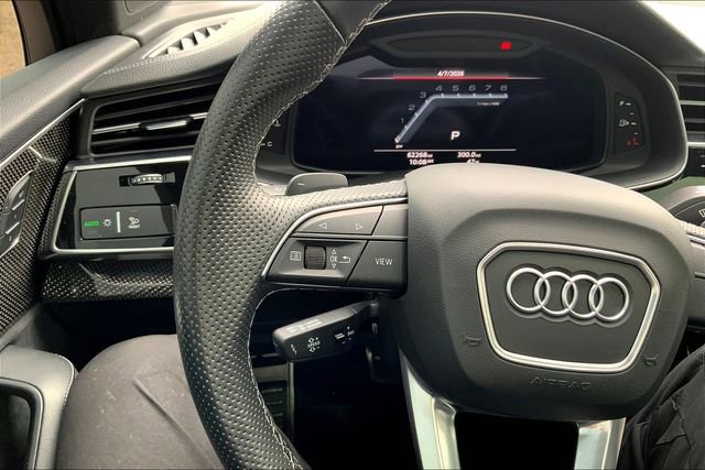 Used 2023 Audi SQ7 Premium Plus w/ Executive Package image 21