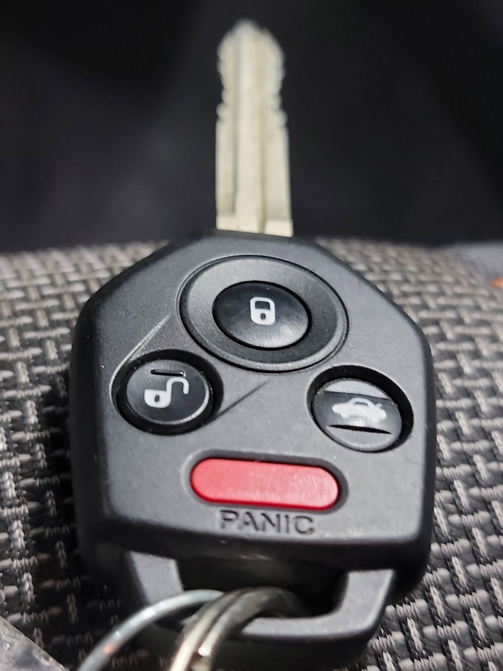 Used 2018 Subaru Crosstrek 2.0i Premium w/ Eyesight System image 31