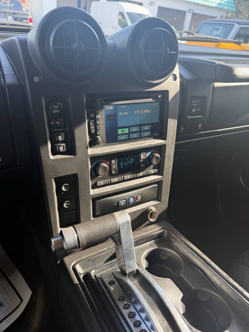 Used 2006 HUMMER H2 AWD/4WD image 10