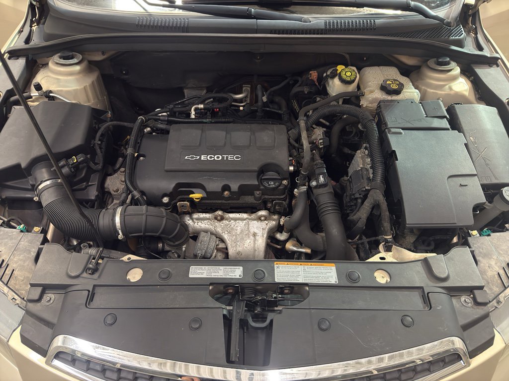 Used 2011 Chevrolet Cruze LT image 30