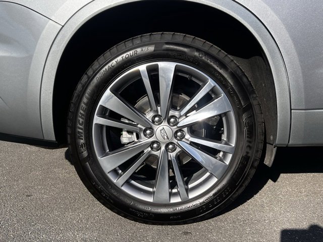 Used 2025 Cadillac XT6 Premium Luxury image 4