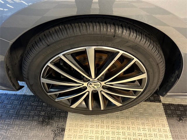 Used 2016 Volkswagen Jetta Sport image 8