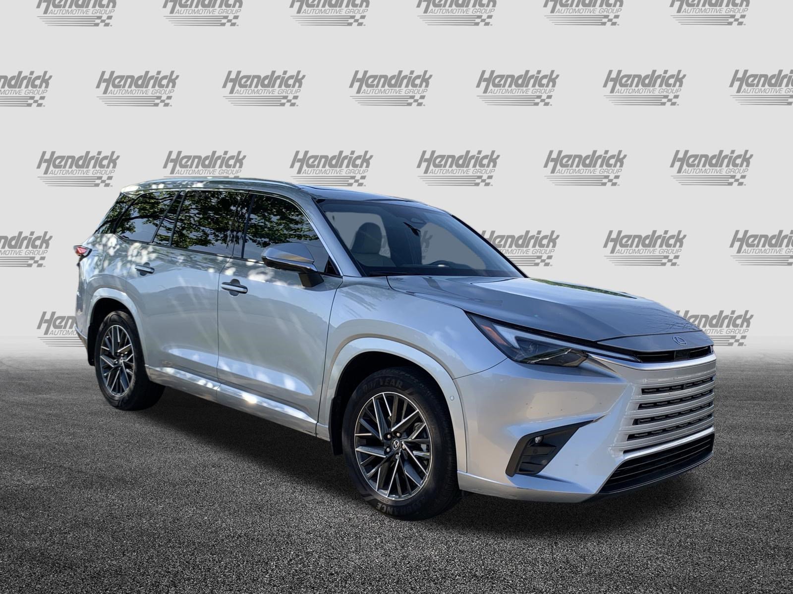 Used 2025 Lexus TX 350 AWD w/ Technology Package image 2