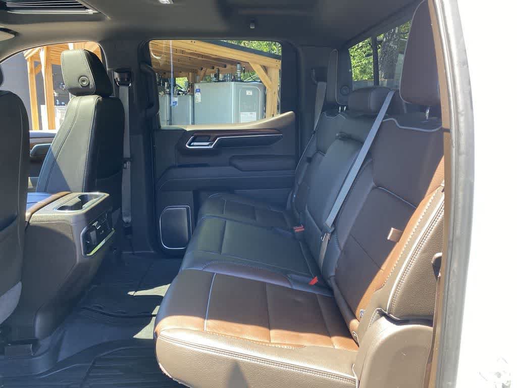 Used 2023 GMC Sierra 1500 Denali AWD/4WD image 16
