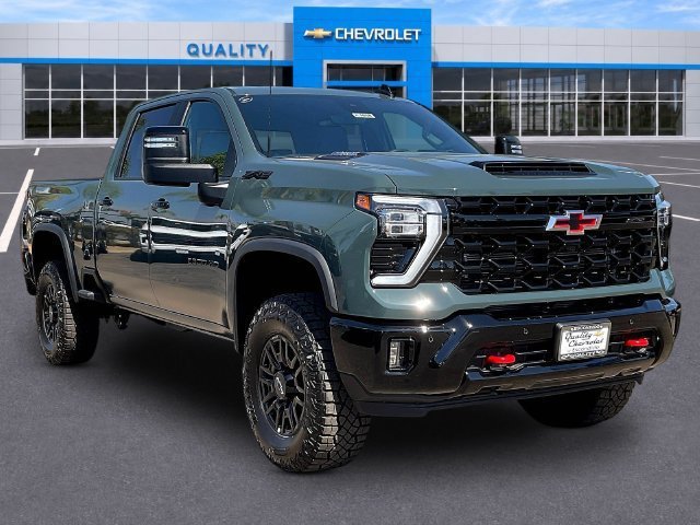 New 2026 Chevrolet Silverado 2500 ZR2 w/ LPO, Dark Essentials Package