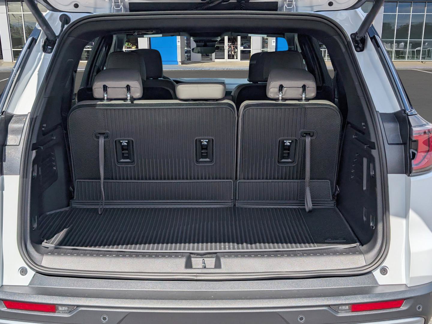 New 2026 GMC Acadia Elevation w/ Elevation Premium Package FWD image 10