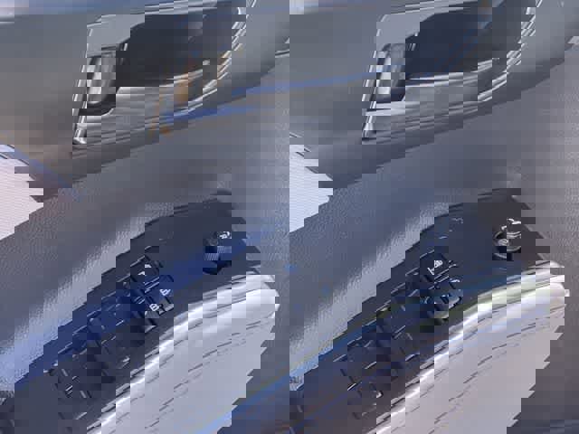 Used 2023 Toyota Highlander L FWD image 30