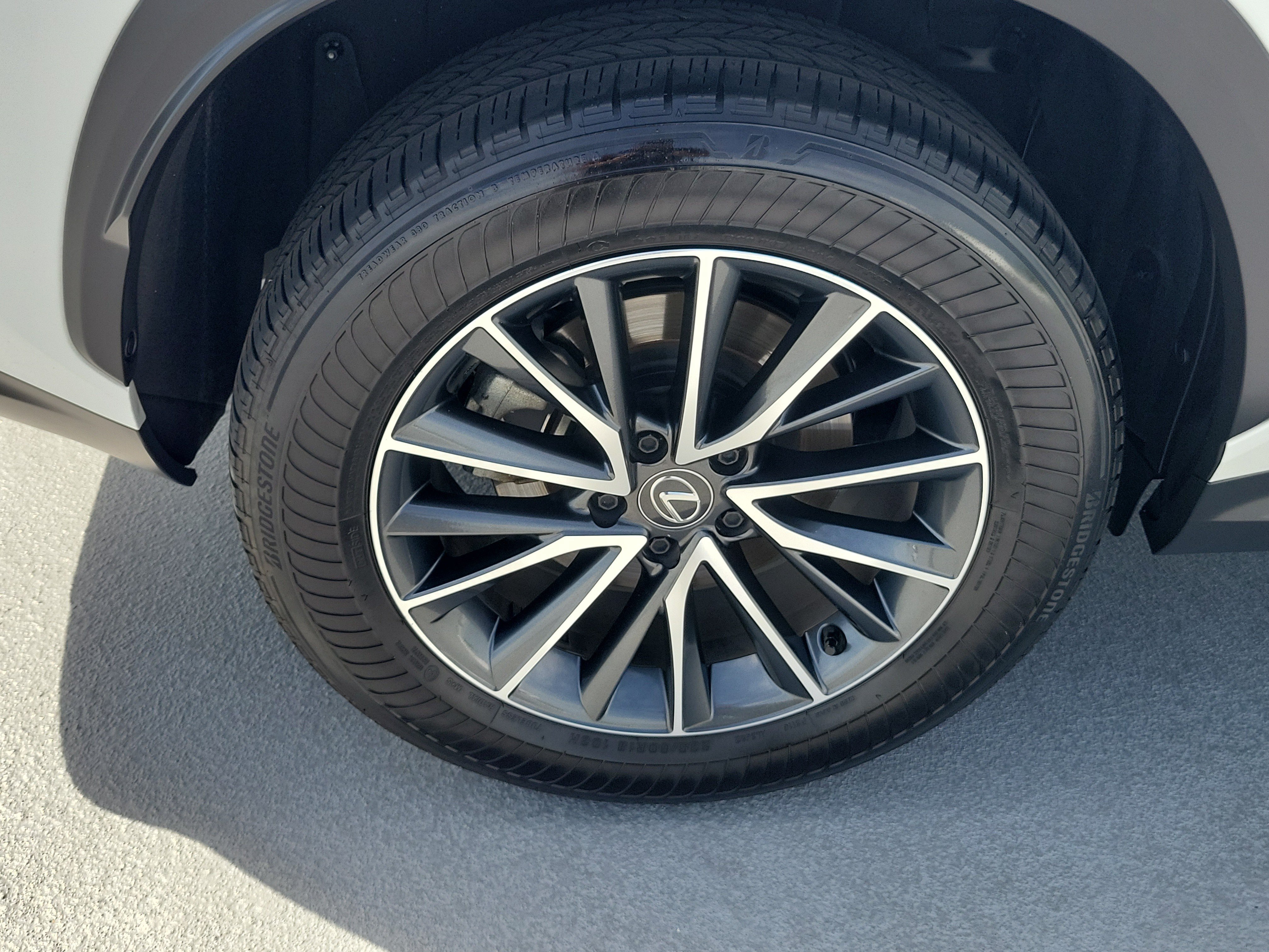 Certified 2025 Lexus NX 250 FWD w/ Towing Package (2000 Lbs) image 7
